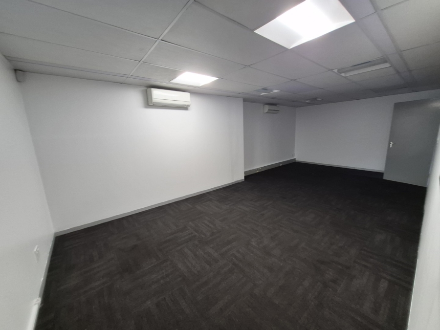 To Let Commercial Property for Rent in Paarden Eiland Western Cape